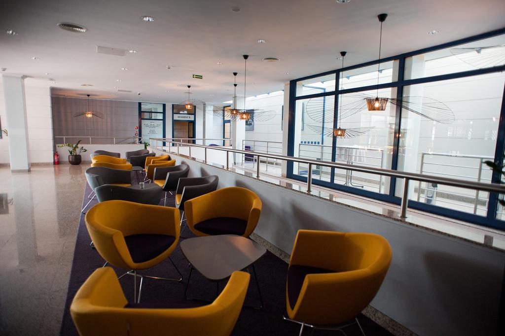 Hotel Atut W Licheniu Экстерьер фото